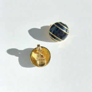 Клипсы круглые эмаль черная, Monet — изображение 3